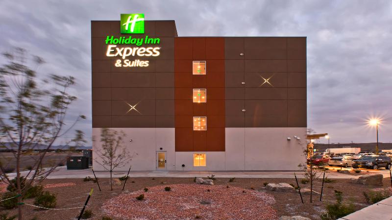 Holiday Inn Express & Suites ​Green River​ By IHG image