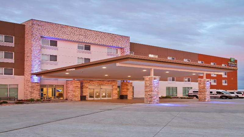 Holiday Inn Express & Suites ​Green River​ By IHG image