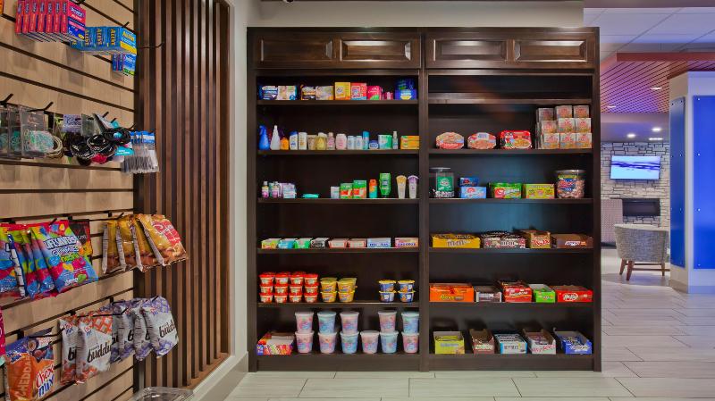 Holiday Inn Express & Suites ​Green River​ By IHG image
