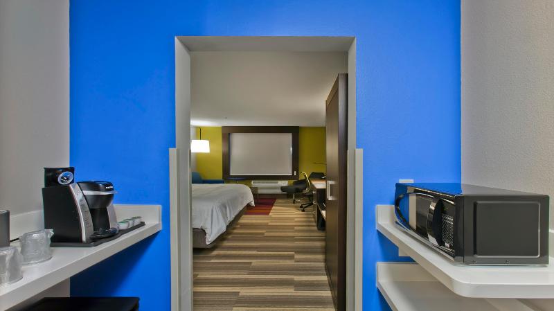 Holiday Inn Express & Suites ​Green River​ By IHG image