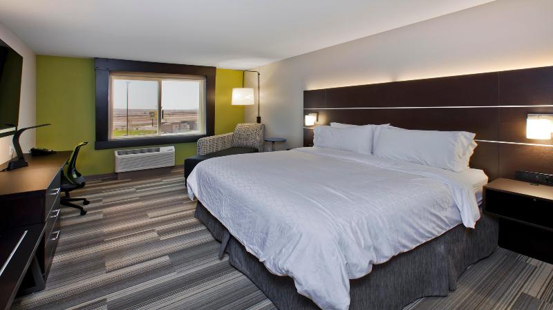 Holiday Inn Express & Suites ​Green River​ By IHG image