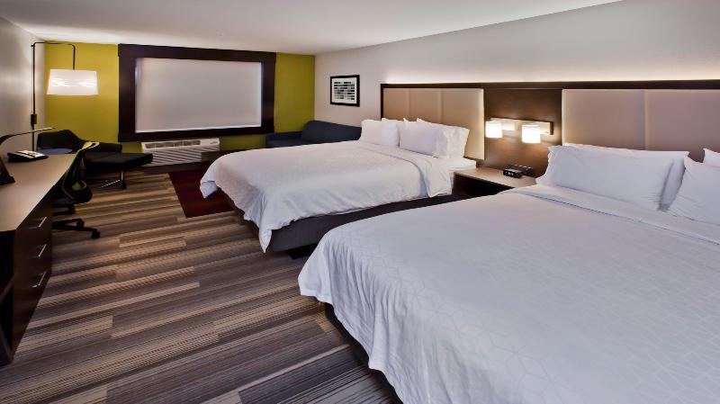 Holiday Inn Express & Suites ​Green River​ By IHG image