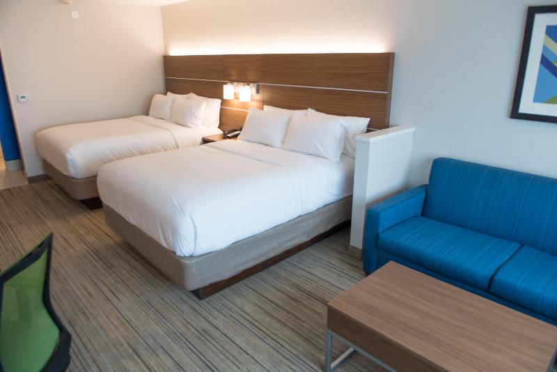 Holiday Inn Express Suites Dayton North Vandalia image