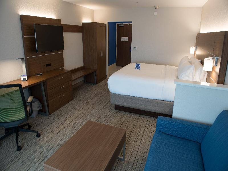 Holiday Inn Express Suites Dayton North Vandalia image