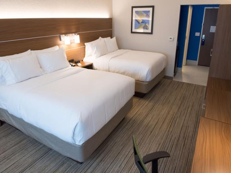 Holiday Inn Express Suites Dayton North Vandalia image