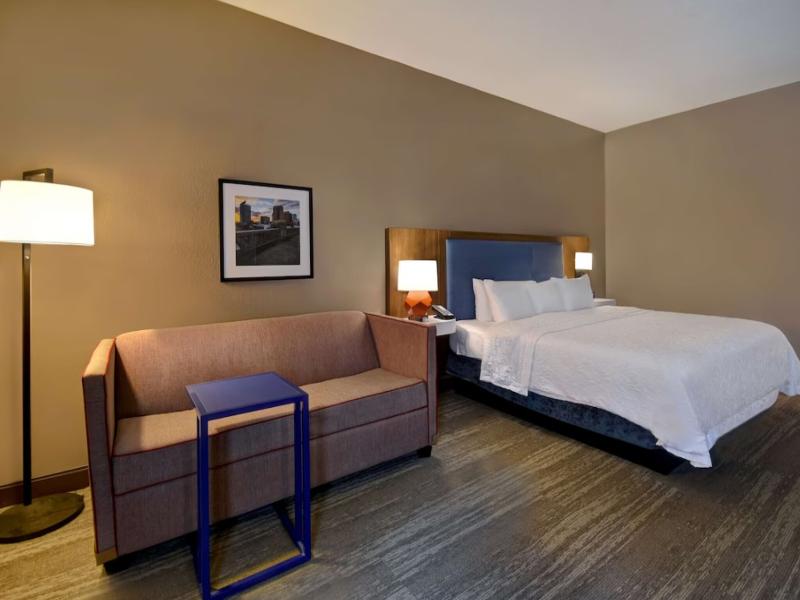 Holiday Inn Express Suites Dayton North Vandalia image