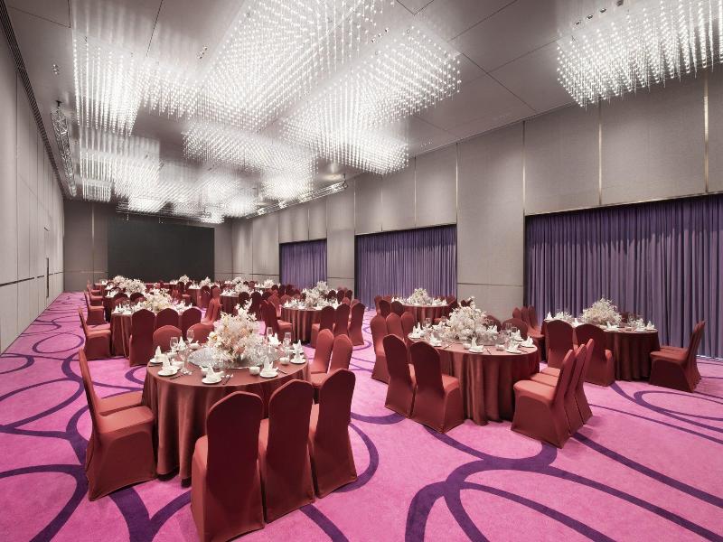 Crowne Plaza Dalian Xinghai image