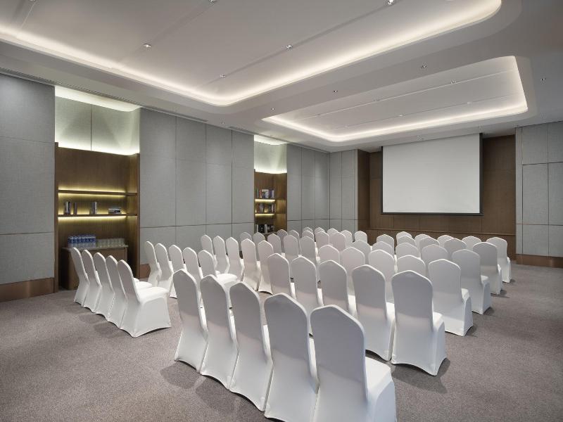 Crowne Plaza Dalian Xinghai image
