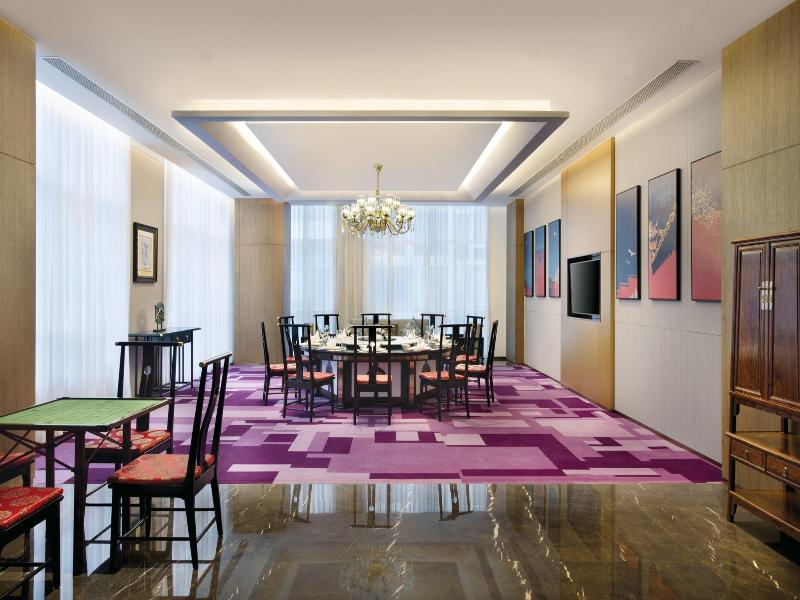 Crowne Plaza Dalian Xinghai image