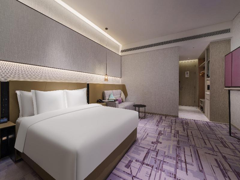 Crowne Plaza Dalian Xinghai image