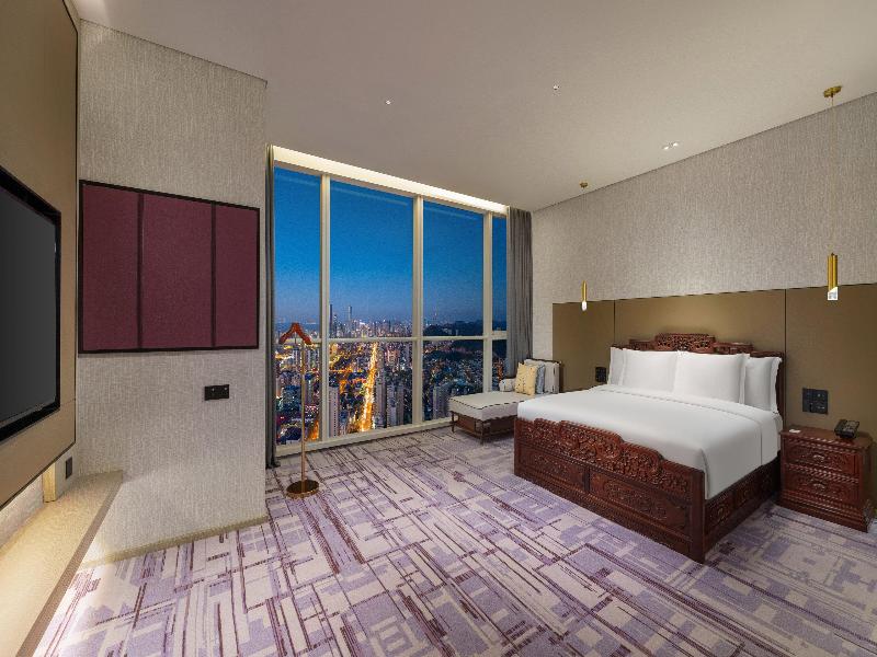 Crowne Plaza Dalian Xinghai image