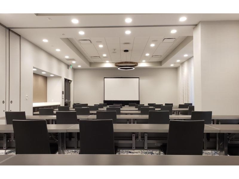 Holiday Inn Express Houston Galleria Area image