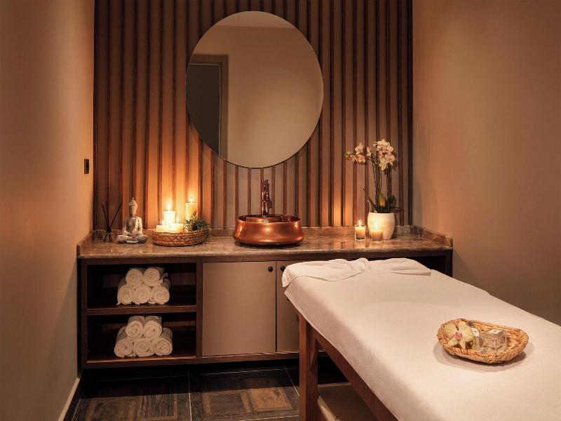 Delta Hotels Istanbul Kagithane image