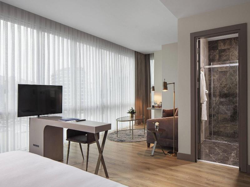 Delta Hotels Istanbul Kagithane image