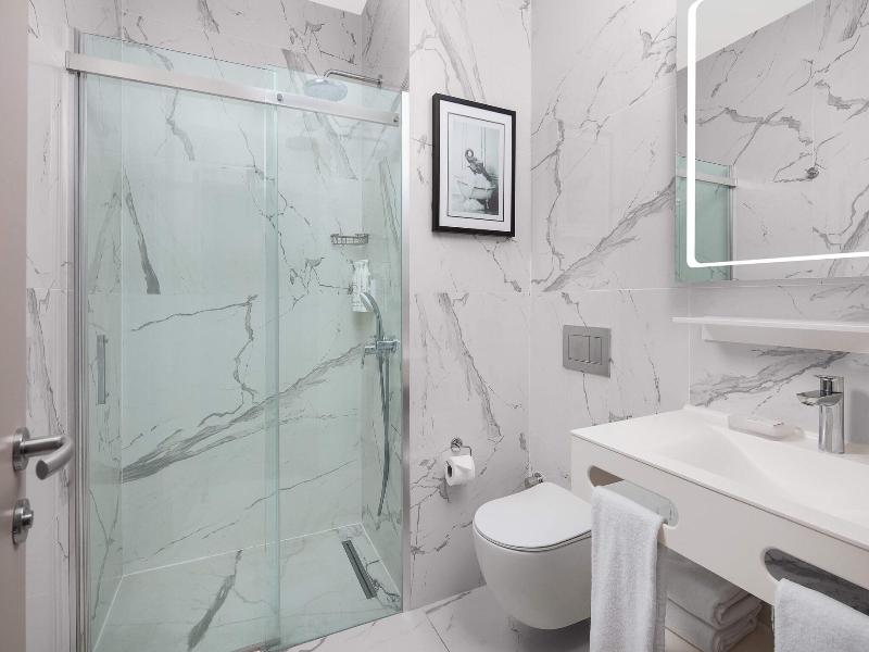 Delta Hotels Istanbul Kagithane image