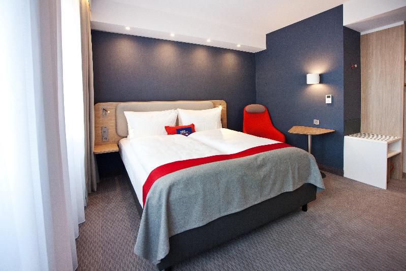Holiday Inn Express Trier image
