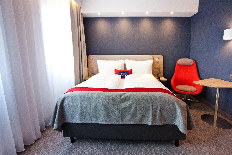 Holiday Inn Express Trier image