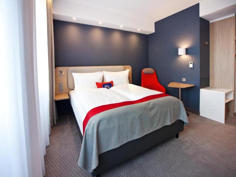 Holiday Inn Express Trier image
