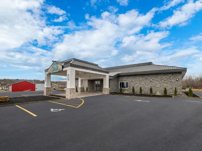 Quality Inn & Suites Caribou — general view