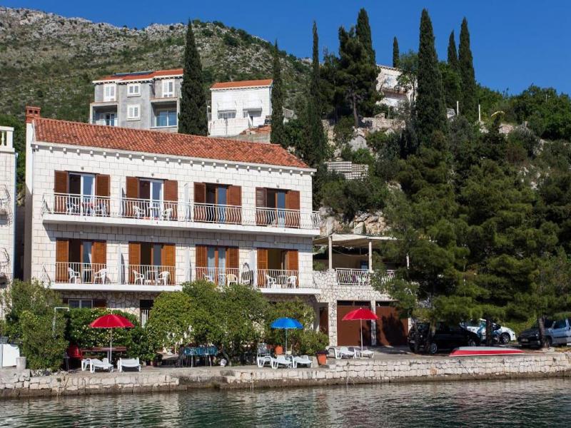 Villa Malfi image