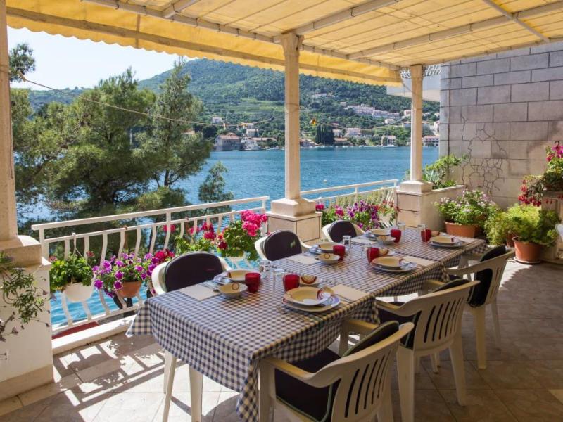 Villa Malfi image
