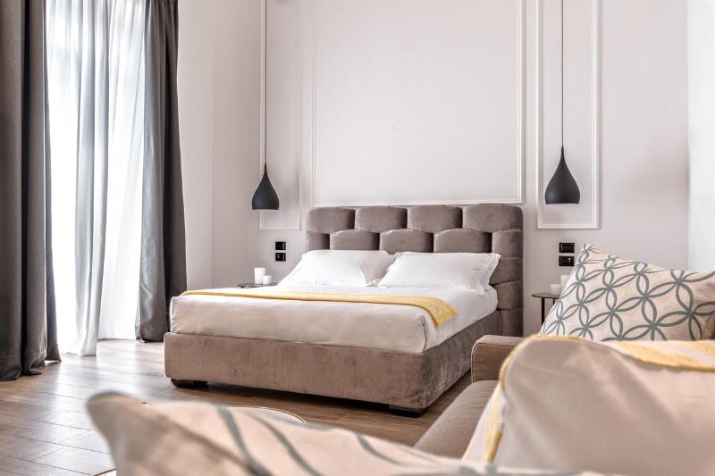 The First Luxury Rooms & Apartments image