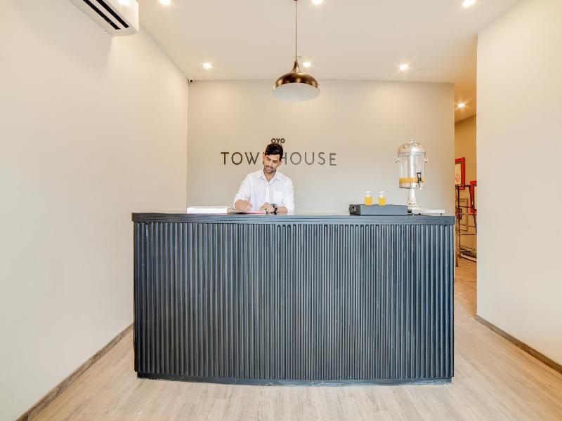 Townhouse 273 Hosur Main Road Bommanahalli image