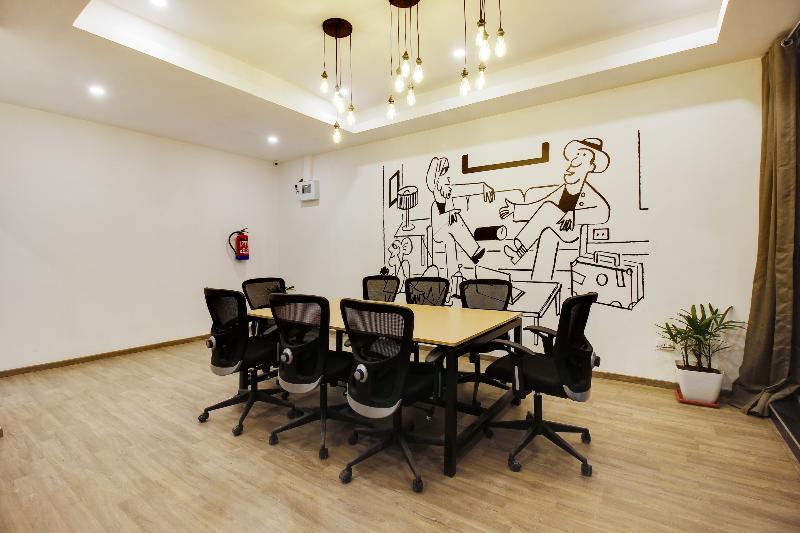 OYO 40027 Royal Palms Shared Serviced Apartment image
