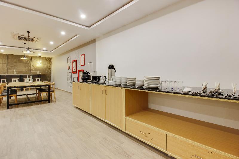 OYO 40027 Royal Palms Shared Serviced Apartment image