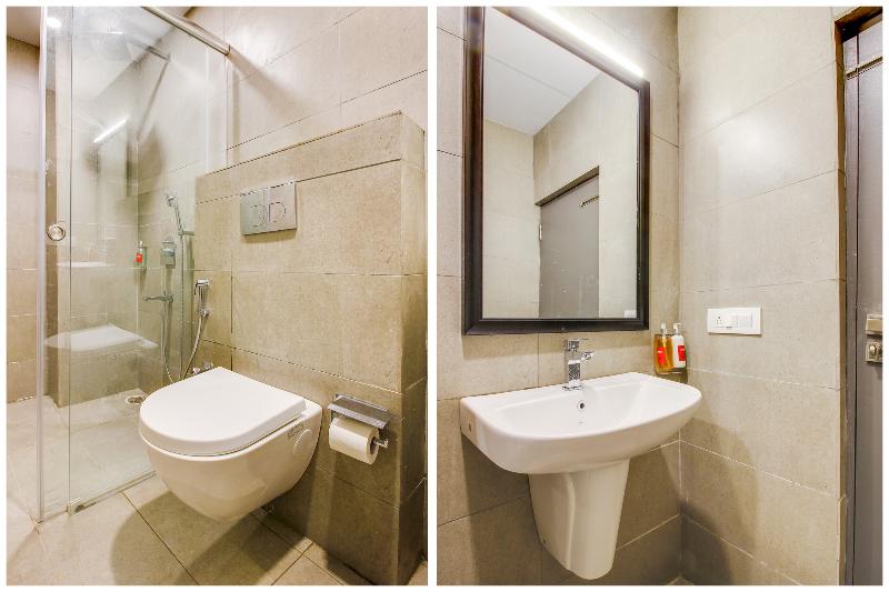 OYO 40027 Royal Palms Shared Serviced Apartment image