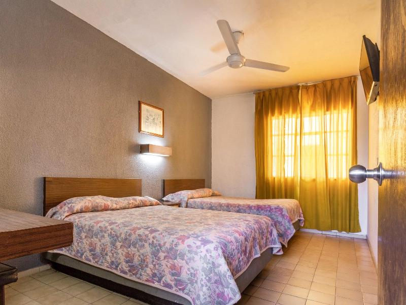 Hotel Canada image