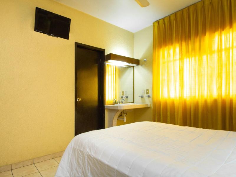 Hotel Canada image