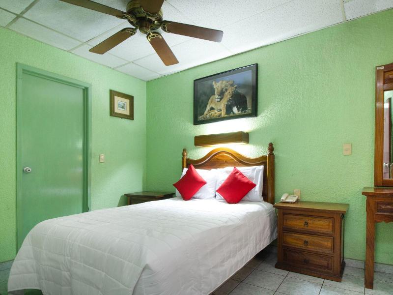 Hotel Canada image