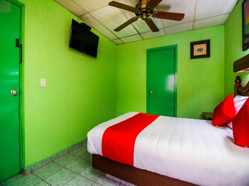 Hotel Canada image