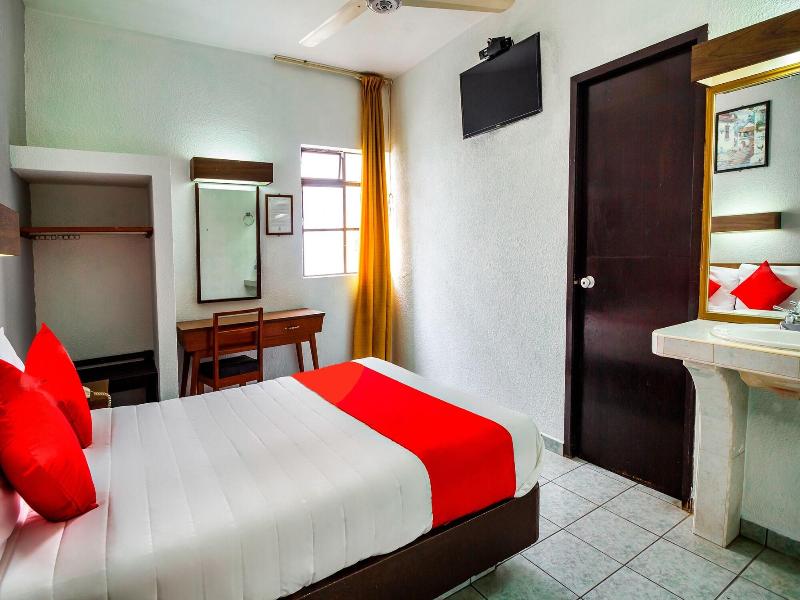 Hotel Canada image
