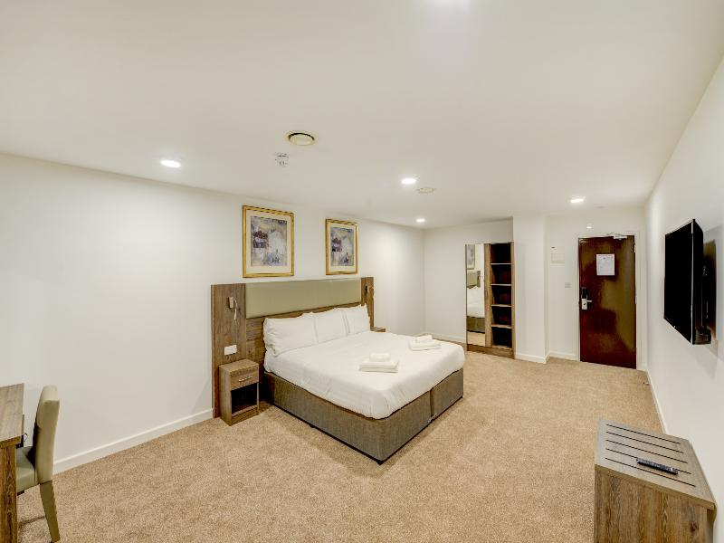 OYO Plymouth Central Hotel image