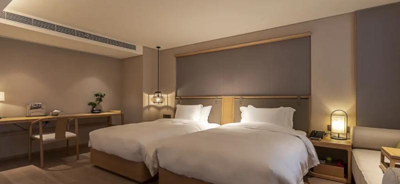 Xiangyuan Yungu Holiday Hotel image