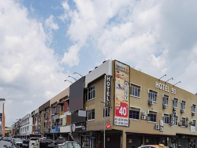 OYO 91127 Hotel 9 @ Kajang Town image