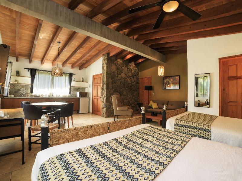 Hotel Amate del Río image