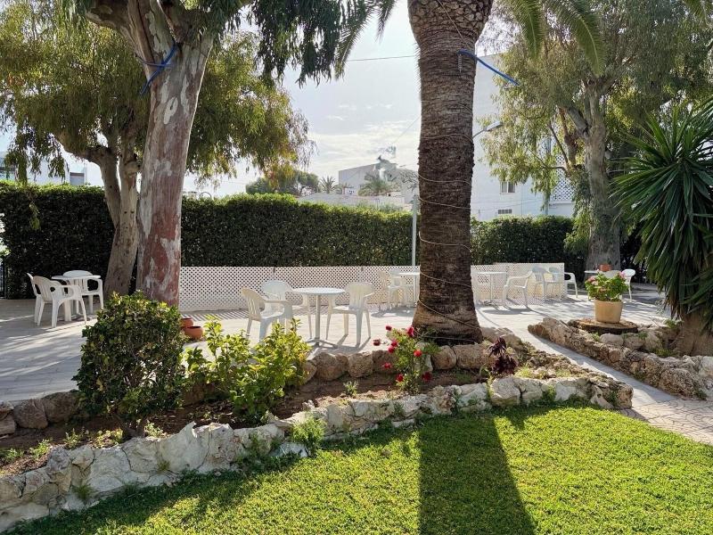 Villa Naranjos image