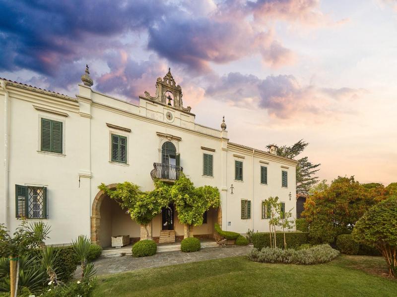 Villa Bor image