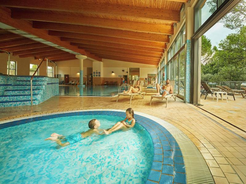 Villa Bor image