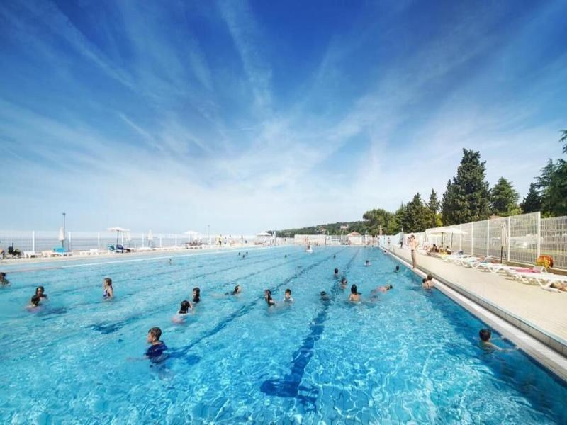 Villa Bor image