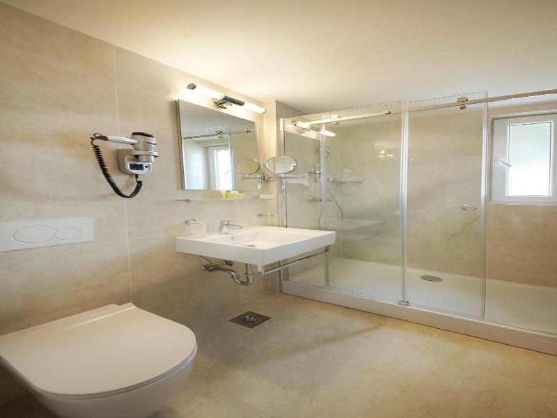 Villa Bor image
