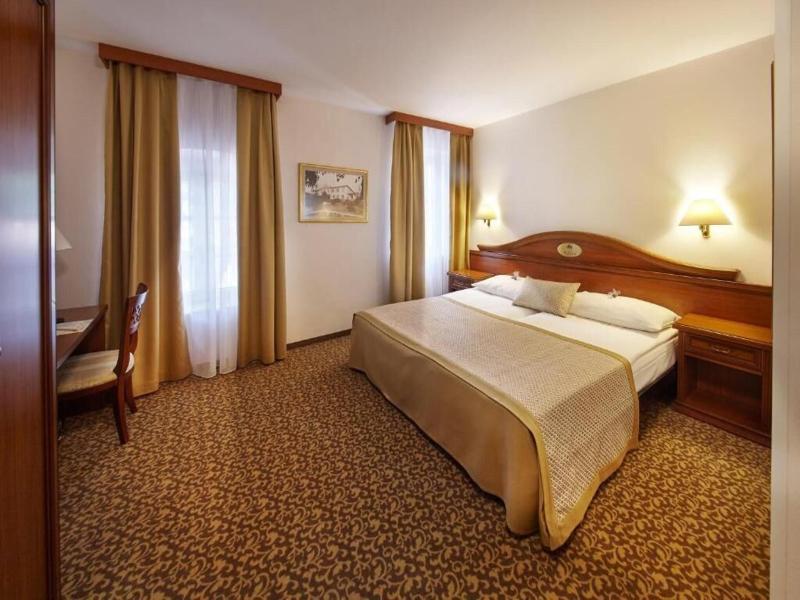 Villa Bor image