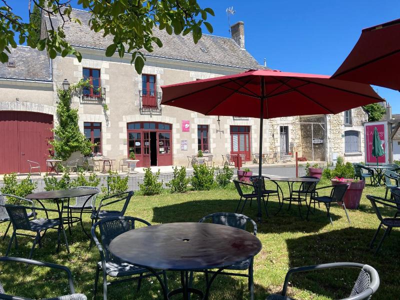 Logis Auberge De Crissay image