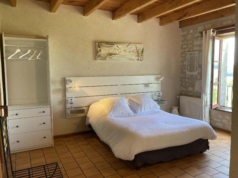 Logis Auberge De Crissay image