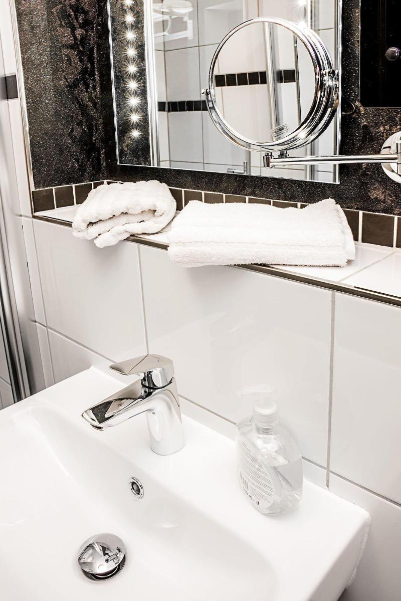 Hotel SleepInn Volkspark - Adult Only image