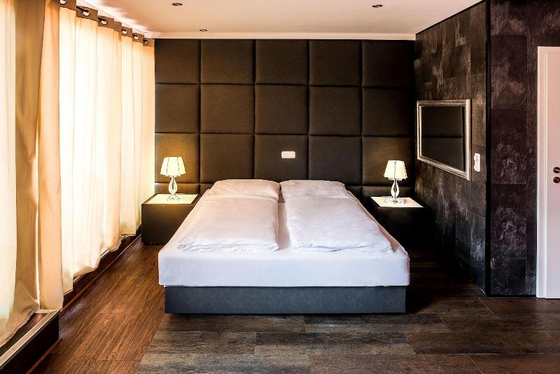 Hotel SleepInn Volkspark - Adult Only image