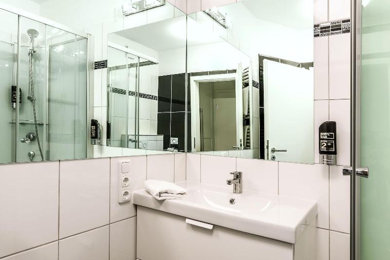 Hotel SleepInn Volkspark - Adult Only image